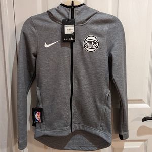 Nike - NBA New York Knicks Showtime Dri-fit Dry Hoodie - DAMAGED TAGS NWT